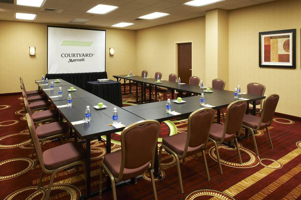 Courtyard By Marriott Chicago Downtown/River North Екстериор снимка