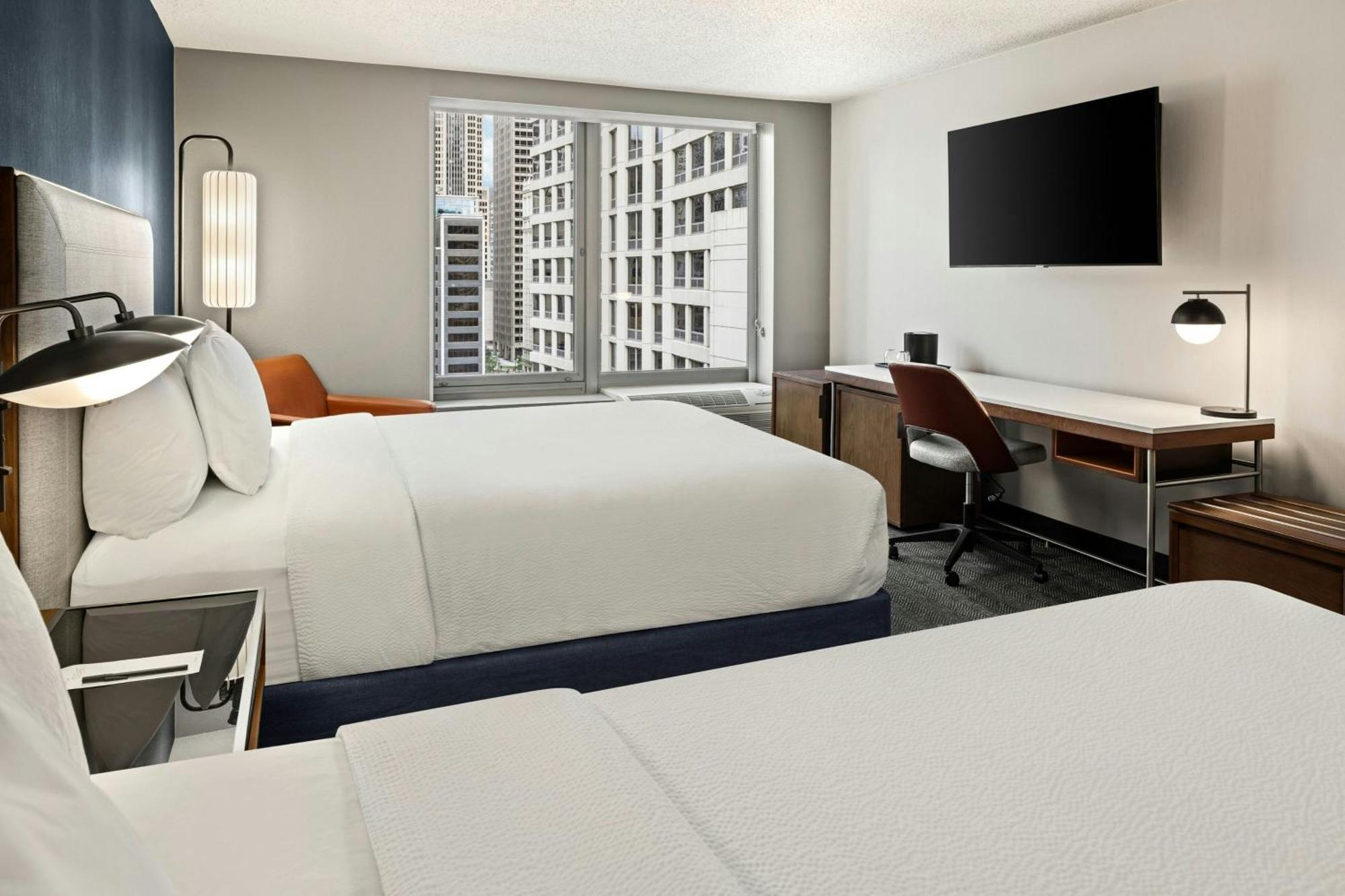 Courtyard By Marriott Chicago Downtown/River North Екстериор снимка