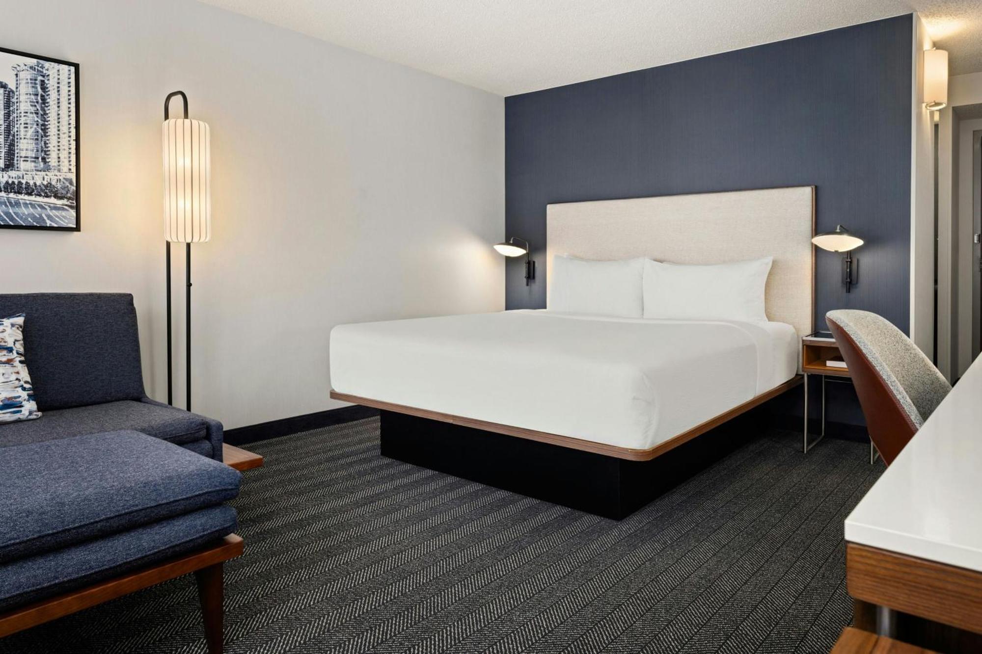 Courtyard By Marriott Chicago Downtown/River North Екстериор снимка