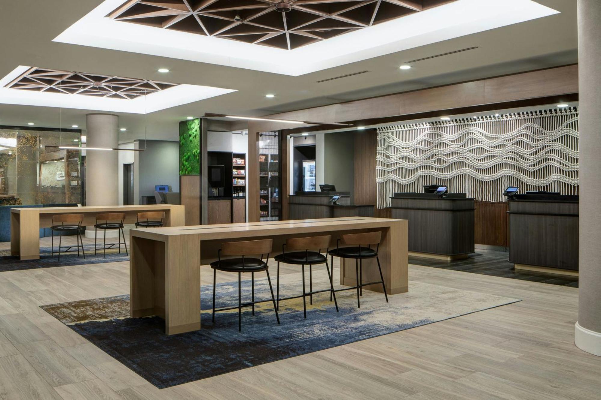 Courtyard By Marriott Chicago Downtown/River North Екстериор снимка