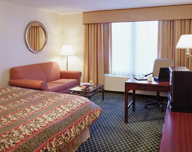 Courtyard By Marriott Chicago Downtown/River North Екстериор снимка
